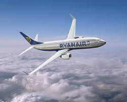 Ryanair cambia strategia: più attenti e gentili con passeggeri